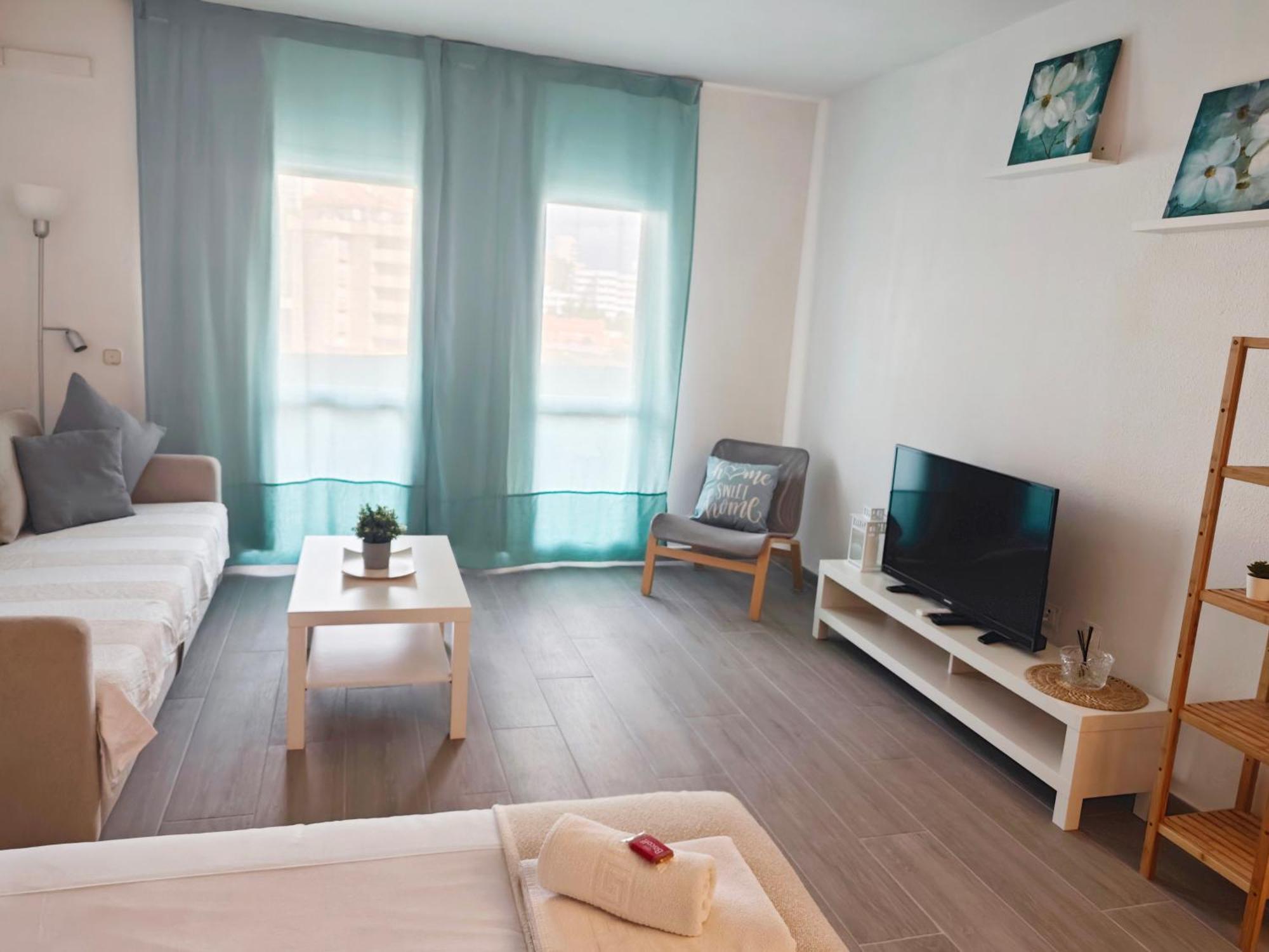 Benalbeach Casa Kito Suite 1ª Linea De Playa 贝纳尔马德纳 外观 照片