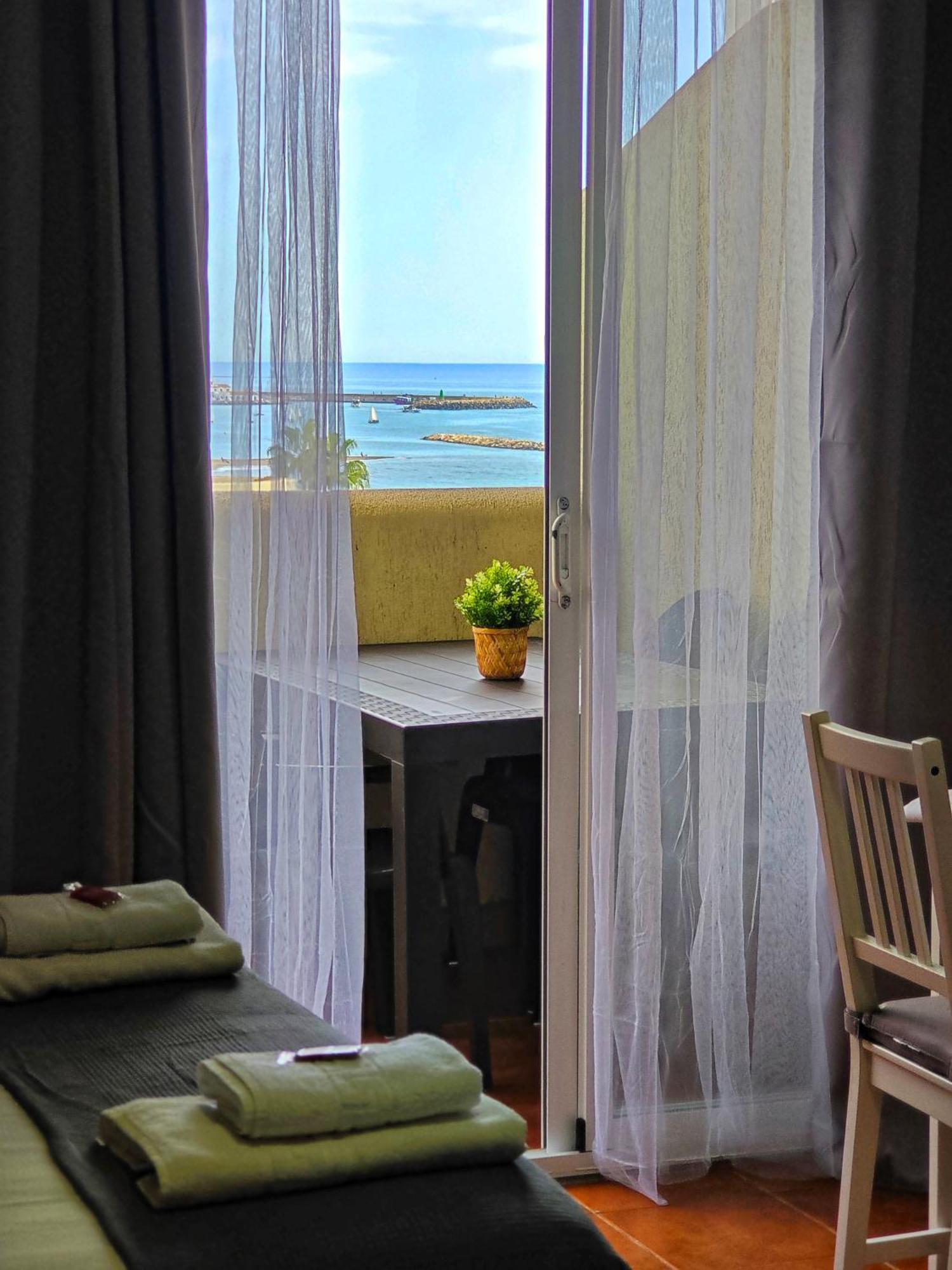 Benalbeach Casa Kito Suite 1ª Linea De Playa 贝纳尔马德纳 外观 照片